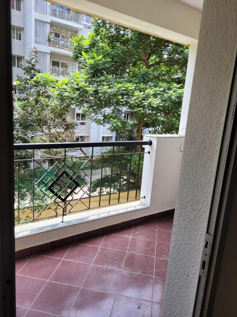 Premium East Facing 3 BHK for Rent in Sobha aquamarine